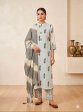 Cotton Jacquard suit set with oxidised pendant on yoke