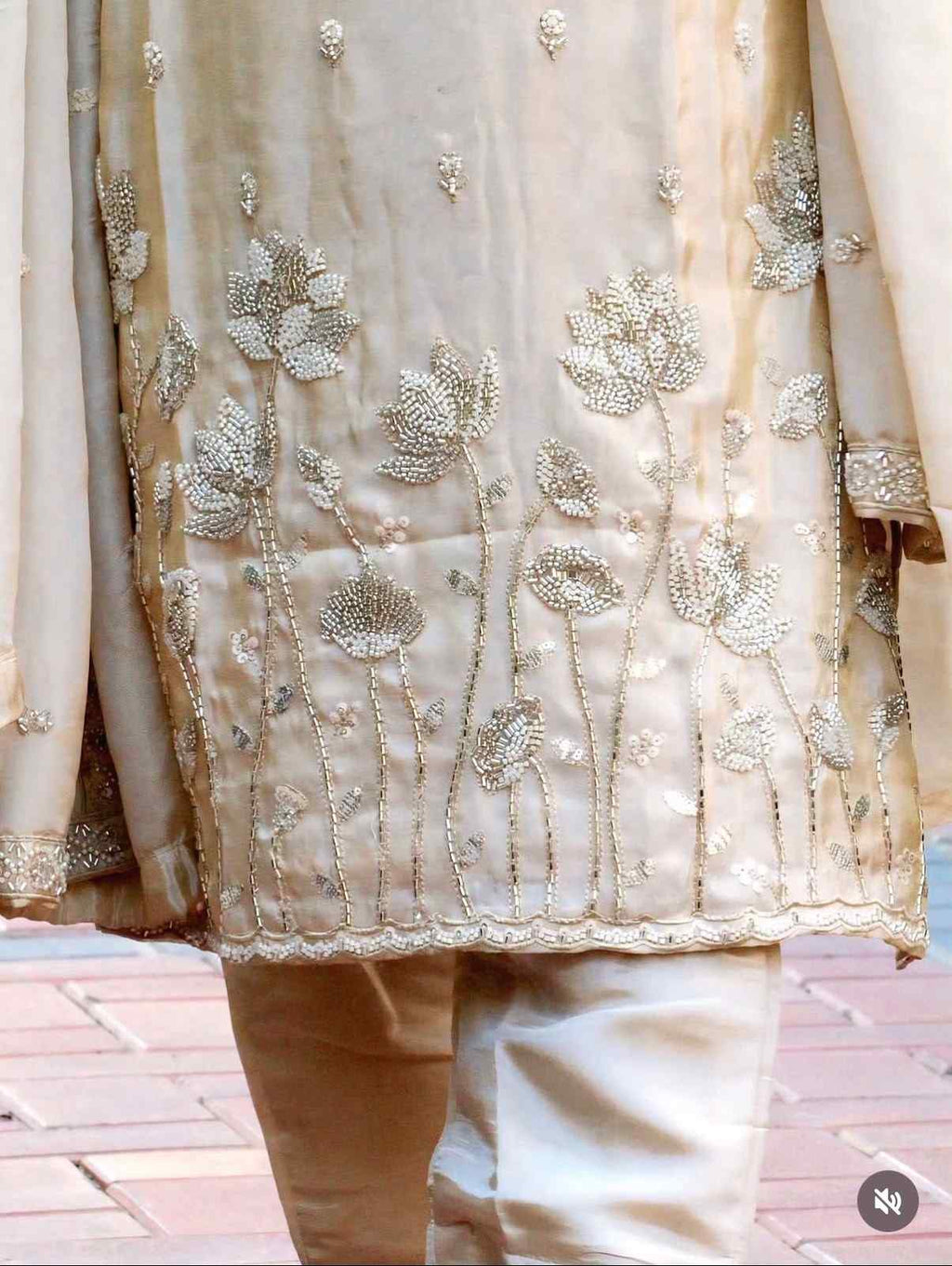 Off white pearl Embroidered tissue shimmer suit set with lining